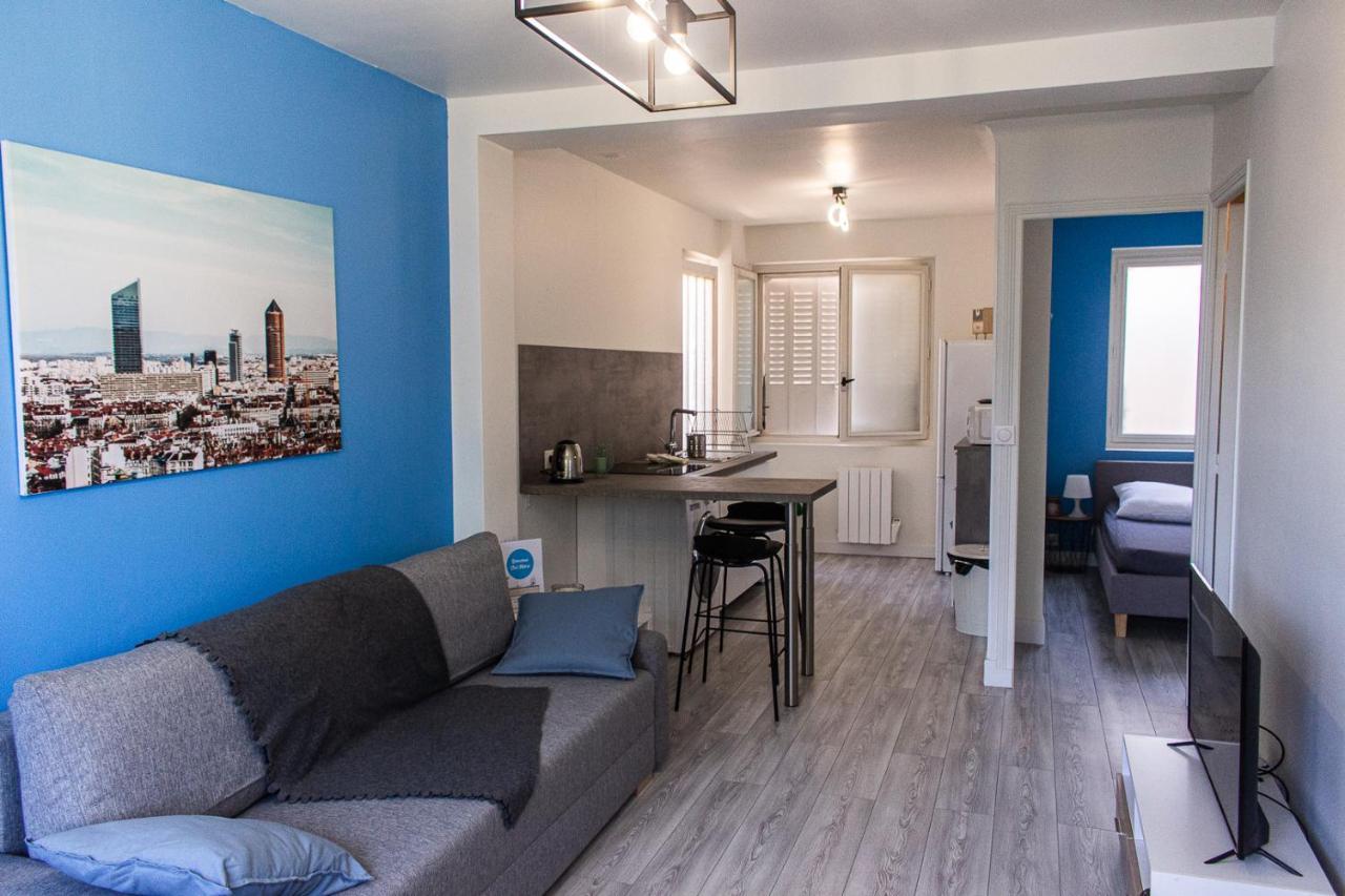 Maisonnette Avec Jardin, Parc Du Chene Apartment Bron Ngoại thất bức ảnh