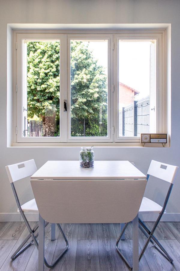 Maisonnette Avec Jardin, Parc Du Chene Apartment Bron Ngoại thất bức ảnh